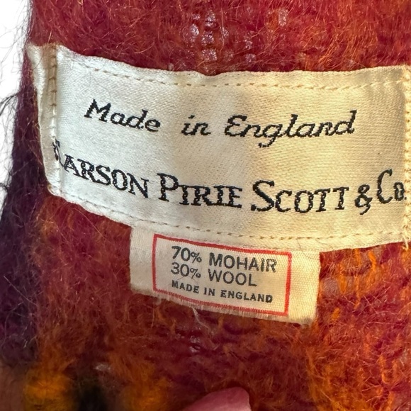 Carson Pirie Scott & Co.Plaid Scarf with Fringe Made In England mohair and wool - Picture 12 of 13